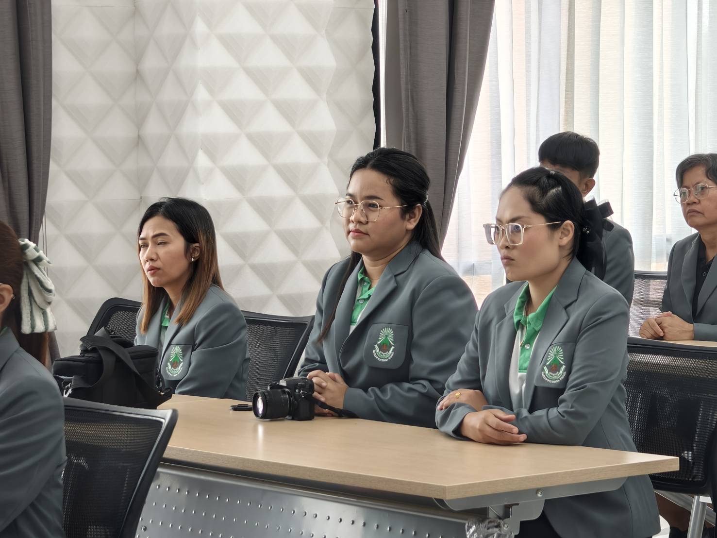 สาธิต มรภ.อุบลฯ ต้อนรับคณะศึกษาดูงาน แลกเปลี่ยนแนวทางจัดการเรียนรู้