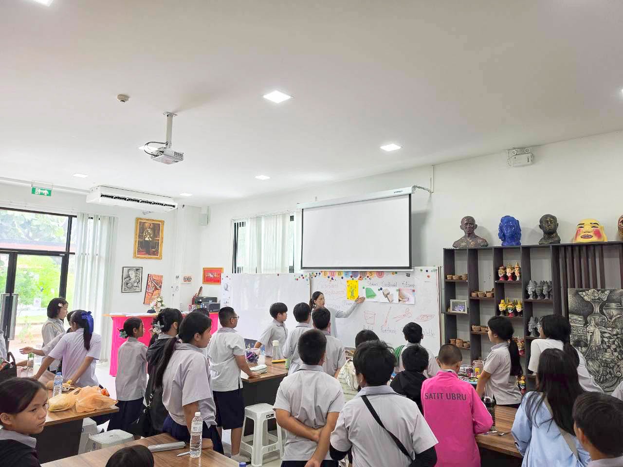 บูรณาการศิลปะและภาษาอังกฤษ เรียนรู้ Printmaking