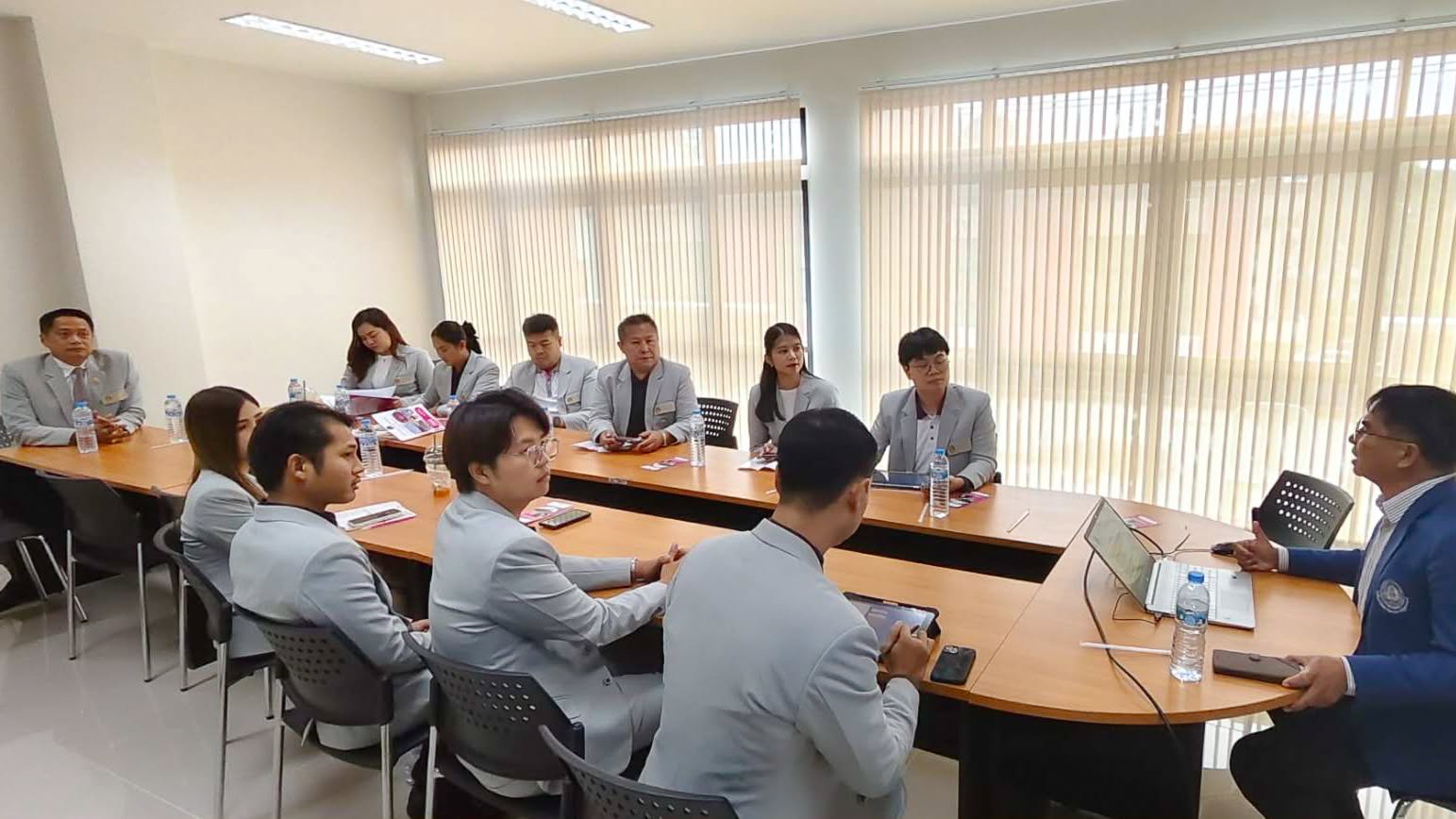 โรงเรียนสาธิตฯ เปิดพื้นที่แลกเปลี่ยนเรียนรู้ด้านการบริหารการศึกษา