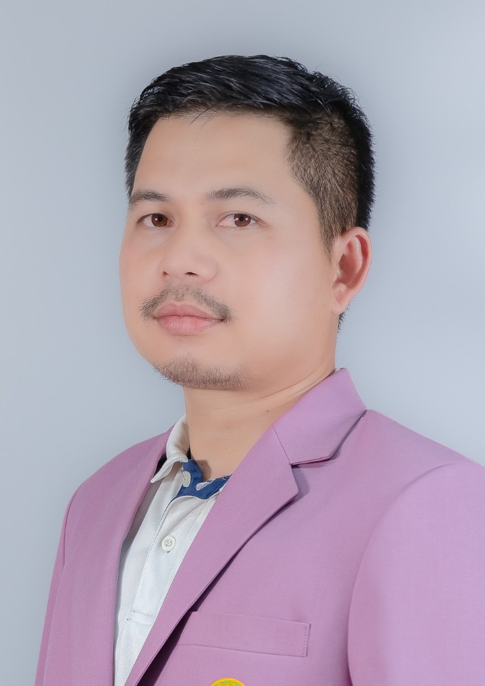 นายขจรศักดิ์ แฝงโกฏิ