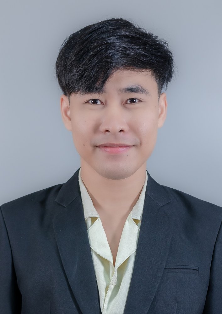 นายรชตะ ธารารมย์